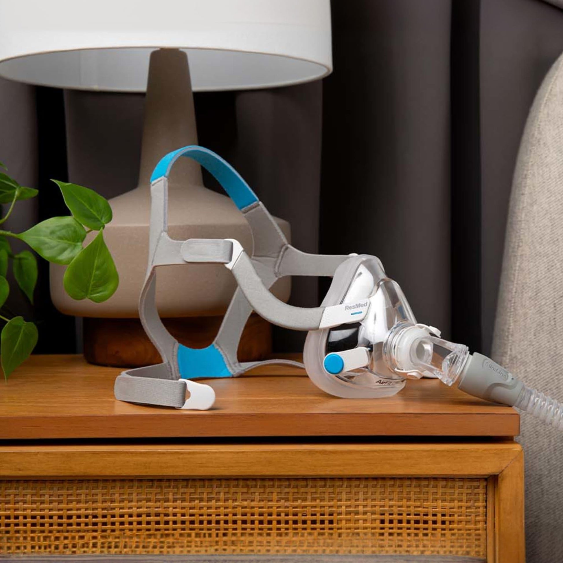 AirFit F20 Full Face Mask Nightstand